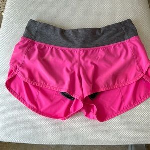 Lululemon run speed shorts size 6 pink and grey trim